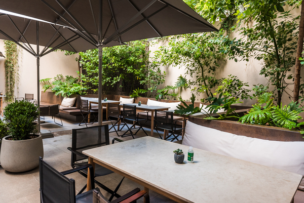 BE Goulandris Cafe Restaurant powered by IT 2
