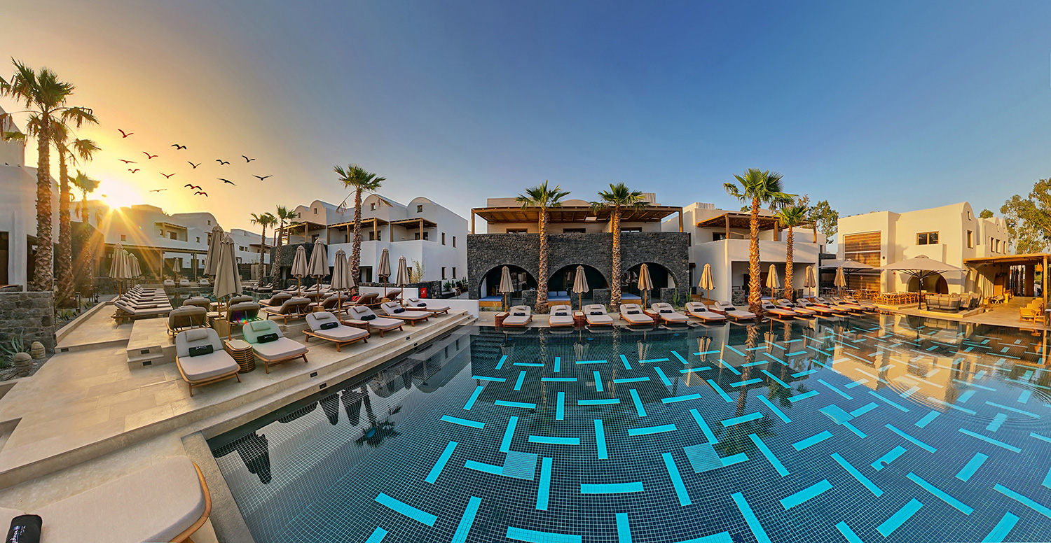 Radisson Blu Zaffron Resort Santorini 2