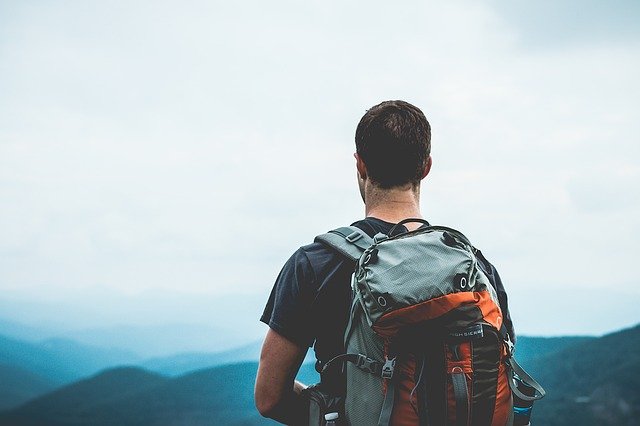 hiker 1149877 640