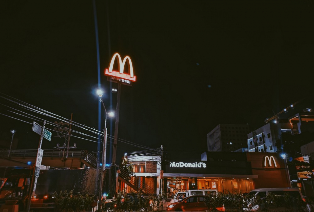 Τα νέα στελέχη που θα &quot;τρέξουν&quot; τη McDonald&#039;s