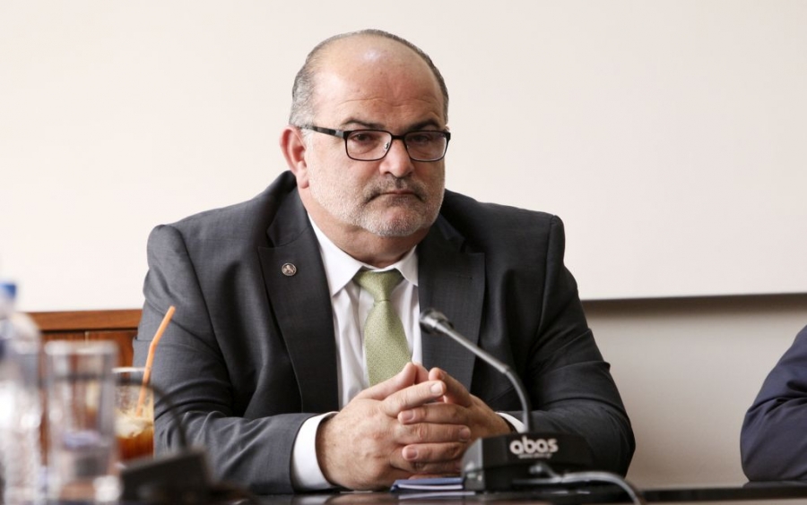Γ. Καββαθάς (ΠΟΕΣΕ): Να εμβολιαστούν κατά προτεραιότητα οι εργαζόμενοι στην εστίαση