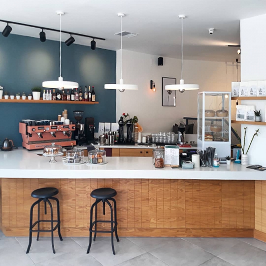 Three Lines: Ένα φωτεινό specialty coffee στην Αργυρούπολη
