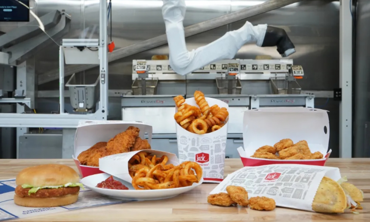 Jack in the Box: Στη λίστα με τα εστιατόρια που δοκιμάζουν ρομπότ
